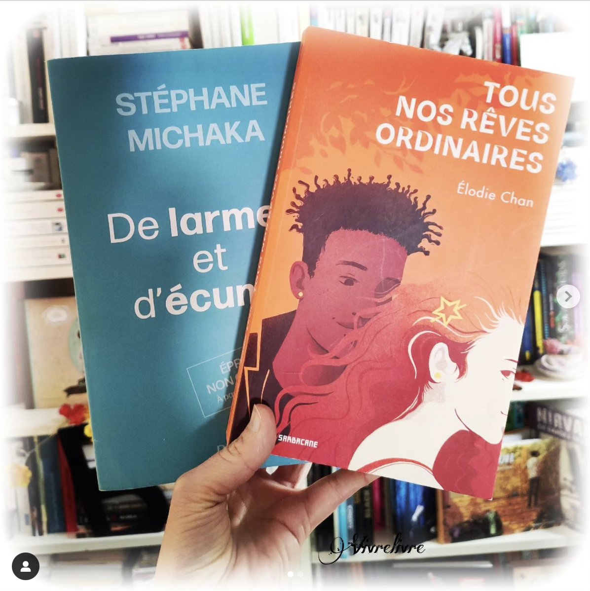 Merci @blog_vivrelivre pour cette double chronique sur * De larmes et d'écume, Stéphane Michaka , @pocket_jeunesse * Tous nos rêves ordinaires, Elodie Chan , @ESarbacane 👉 instagram.com/p/CzoW9r7KTCv/… #romanado #roman #litteraturejeunesse #litteraturefrancaise #lecture