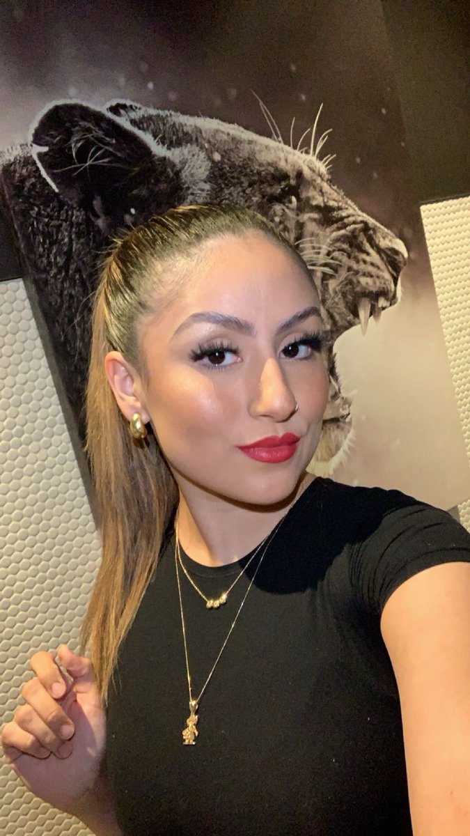 anerolceja's tweet photo. Shoutout my sister for inviting me out, hehe 

Xoxo your fav MILF 🤎🥳 https://t.co/KeLF4flhBe