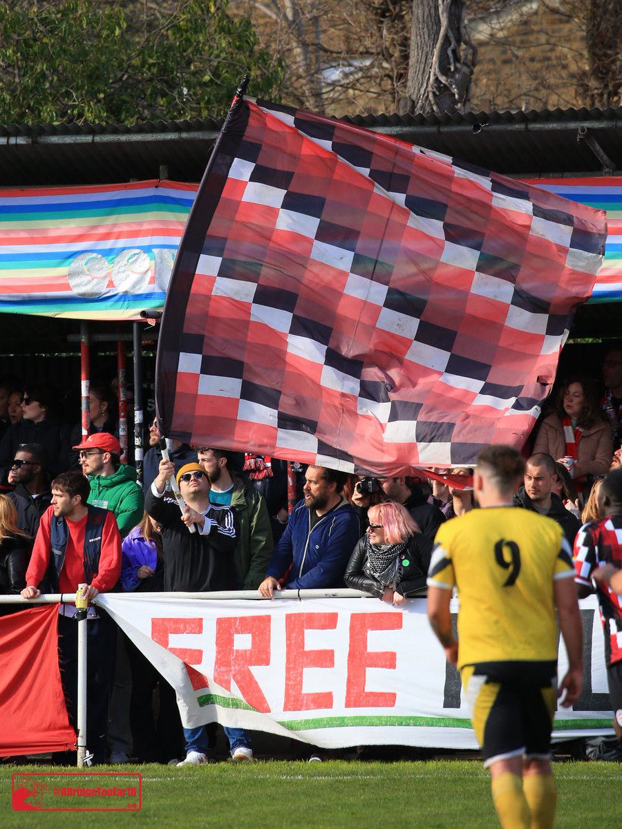 ABridgeTooFar16's tweet photo. Was great to be back at the Old Spotted Dog after quite a few years. Great support as always and a great #community club. Hope ⁦@ClaptonCFC⁩ get the opportunity for promotion.

#SupportLocalFootball https://t.co/ZRTFoGAih3