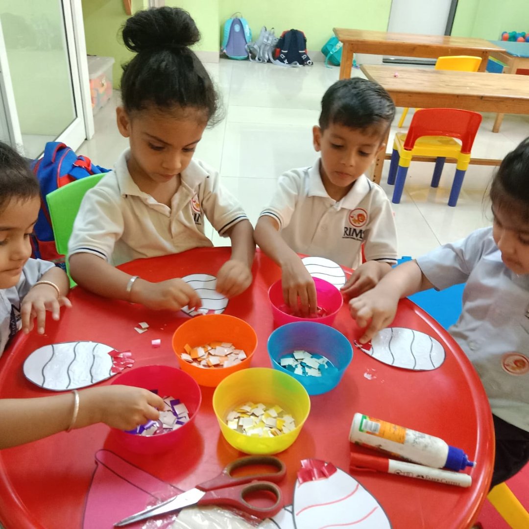 RIMSeducation's tweet photo. 🐣 Celebrating Easter with our adorable RIMS CUBS! 🎨🌸 Here are some glimpses of the little ones colouring Easter eggs and spreading joy with their creativity. Happy Easter! 🎐

#Easter #Easter2024 #HappyEaster #EasterCelebration #EasterEgg #EasterBunny https://t.co/THETIimC1y