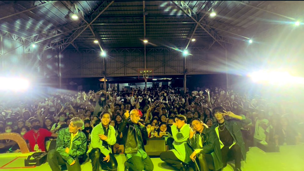 ForOne 4th year anniversary 🎉 
Happy 4th year anniversary to our beloved ForOne. ❤️ Four wonderful years and i'm sure there will be more to come. Thank you because these bright lights would mean nothing without all of you.