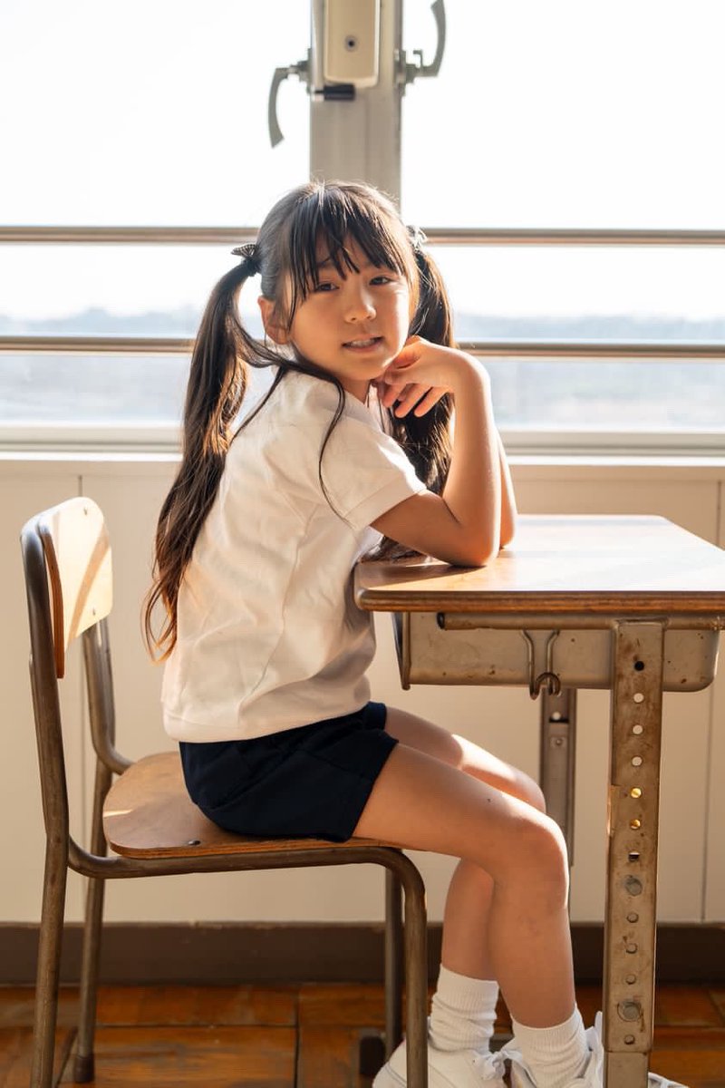 noa01060106's tweet image. こんにちは😊
先日のたちかわ創造舎での📸
撮影 コンポタさん💗
あ、NOAが黒板にクロミちゃん描いてる🤭🩷
撮影ありがとうございますꕀ⋆( ´͈ ᵕ `͈ )♡
#撮影会モデル
#js3
#アイドル