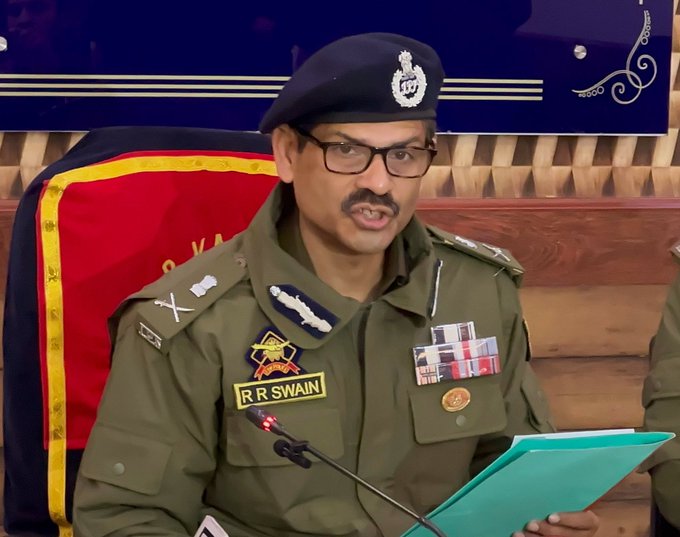 GulistanNewsTV's tweet image. Three #OGWs arrested, seven identified in #Rajouri, #Poonch area in #drone delivery case

@JmuKmrPolice
@RAJOURIPOLICE

@KashmirPolice