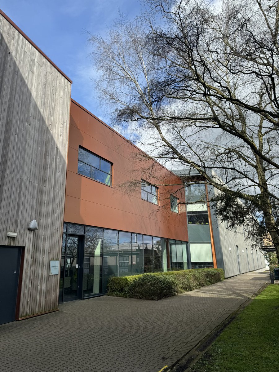 The @GreenChemYork Green Chemistry Centre of Excellence at the @UniOfYork is devoted to leading research in #GreenChemistry, #biomass valorisation, green synthesis, alternative solvents and more. Find out more about them at york.ac.uk/chemistry/rese… #sustainability