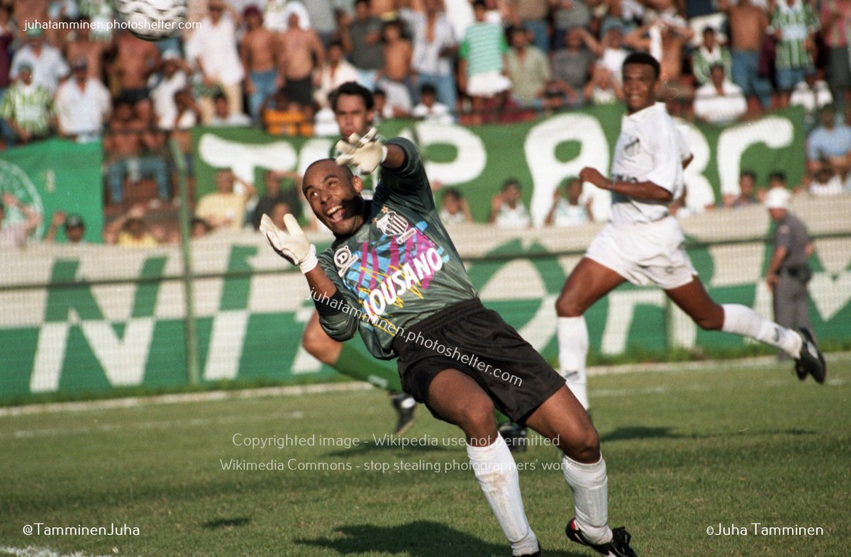 Filho do Rei, Edson Cholbi Nascimento "Edinho", goleiro do Santos Futebol Clube, 3 de abril de 1994 no Pacaembu #Edinho #SantosFC #Paulistao1994