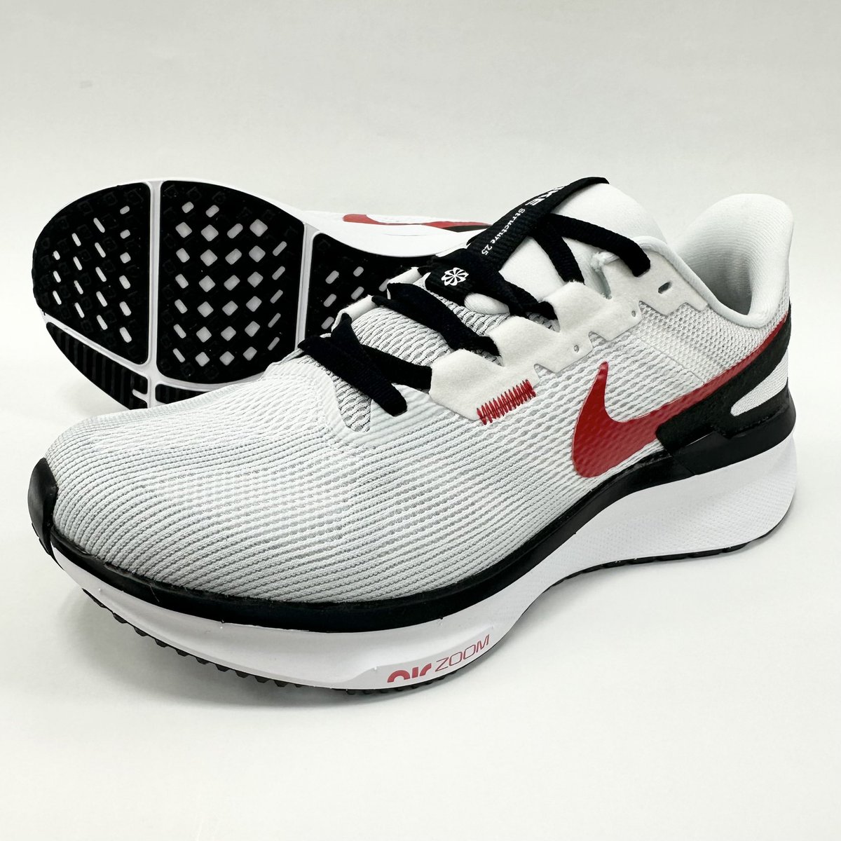 stepomiya's tweet photo. ＼ New Color ‼️／

#NIKE
【 NIKE AIR ZOOM STRUCTURE 25 】
￥15,400-(定価)
➥￥12,800-(税込)

Cushlon 3.0フォームミッドソールと
前足部のZoom Airユニットで
クッション性と安定性が🙆‍♀️✨

メッシュ素材のアッパーで
通気性や履き心地も抜群です🙌

#ステップスポーツ大宮店 https://t.co/8bQ5SPi9rL