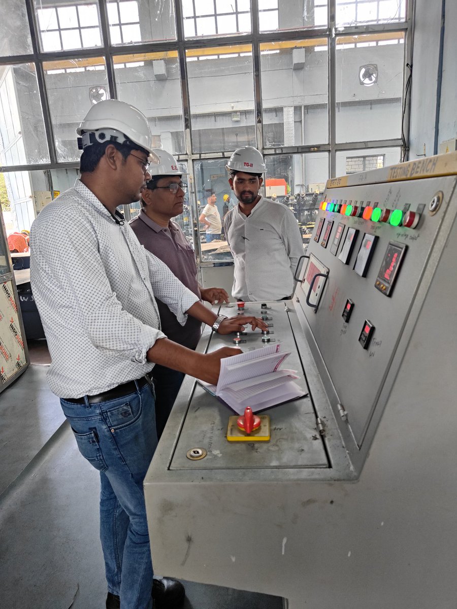 jeworkshopltp's tweet photo. अधिशासी अभियंता विद्युत परीक्षण खण्ड ललितपुर द्वारा विद्युत कार्यशाला केन्द्र ललितपुर का निरीक्षण कर परिवर्तकों की गुणवत्ता, परिवर्तक रिपेयरिंग में प्रयुक्त सामग्री का भौतिक परीक्षण अपने समक्ष किया गया। @dvvnlhq @dvvnllalitpur2 @UPPCLLKO @mduppcl @MDDVVNL @Rakeshsbly https://t.co/FBh6p2HbqD
