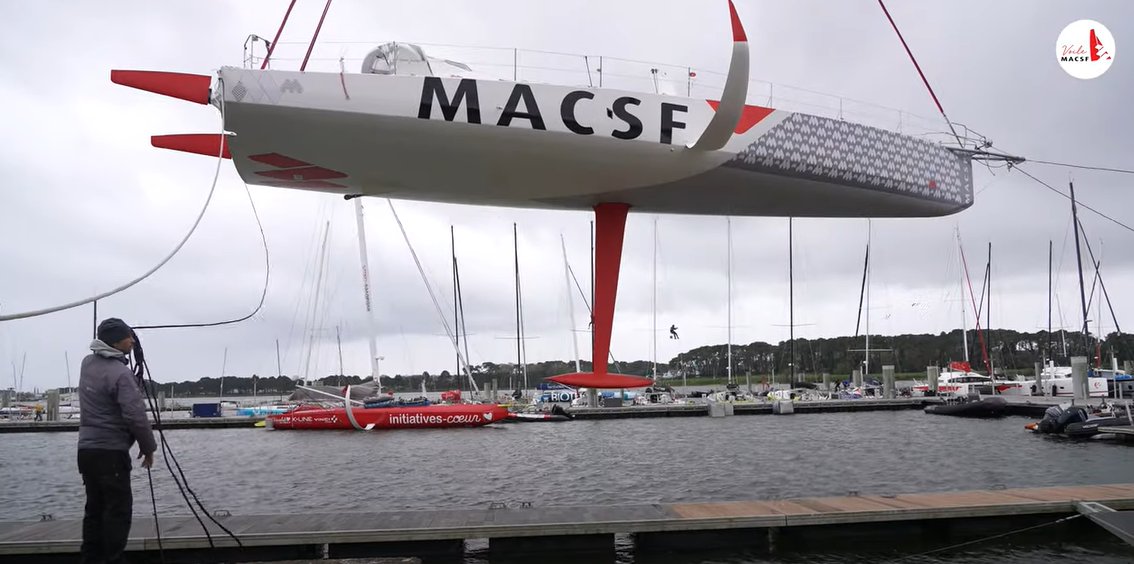 L’IMOCA MACSF a été remis à l’eau le 25 mars dernier. Pour @IsabelleJoschke et le team technique, cet événement sonne le lancement de la saison sportive 2024, avec la reprise imminente des entraînements ! La mise à l'eau en vidéo ➡️urlr.me/6crVb 📽️©️ Anne-Kristell Jouan