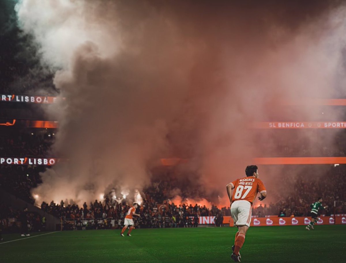 ultraslbenfica's tweet image. Diabos Vermelhos. 🔥