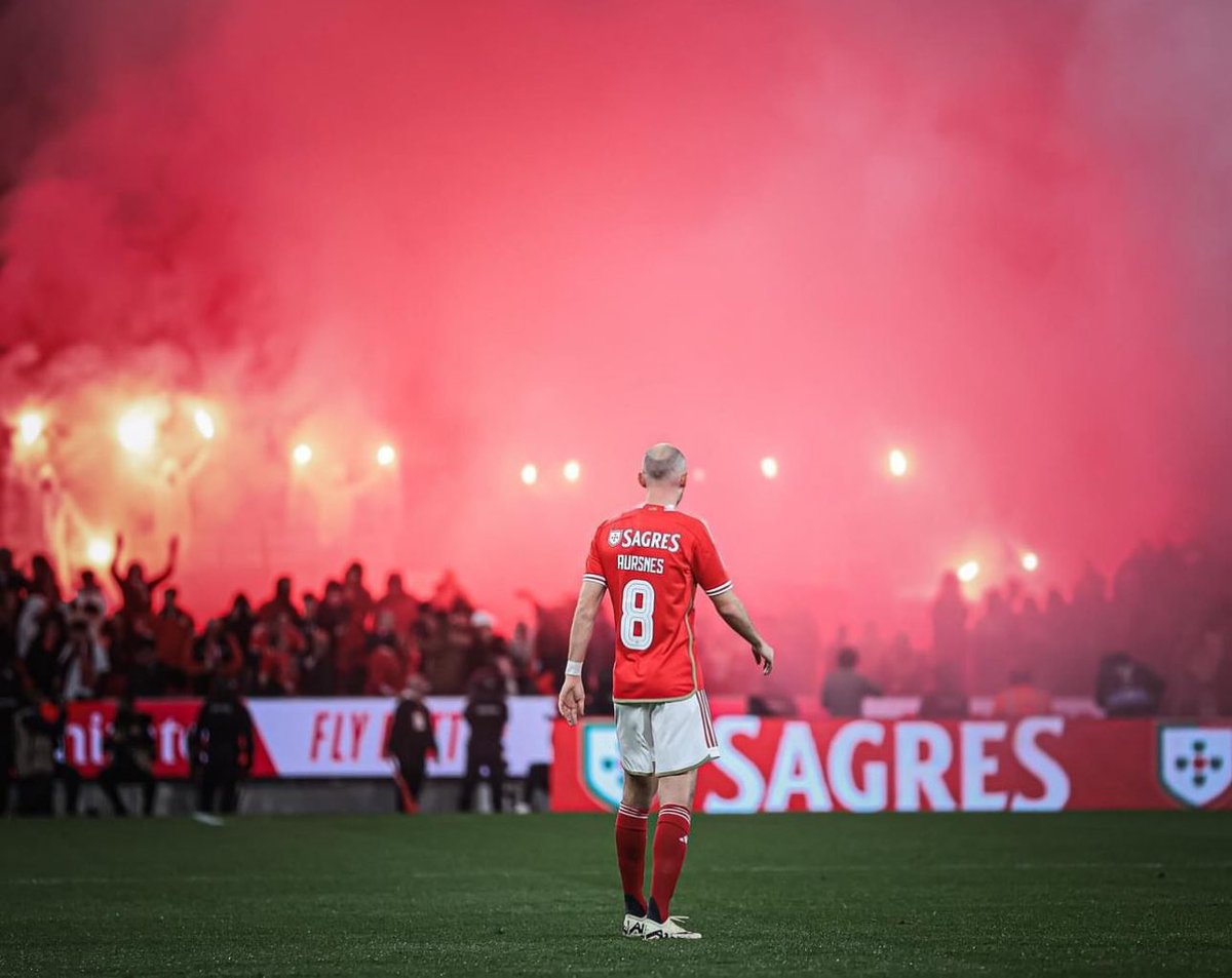 ultraslbenfica's tweet image. Diabos Vermelhos. 🔥
