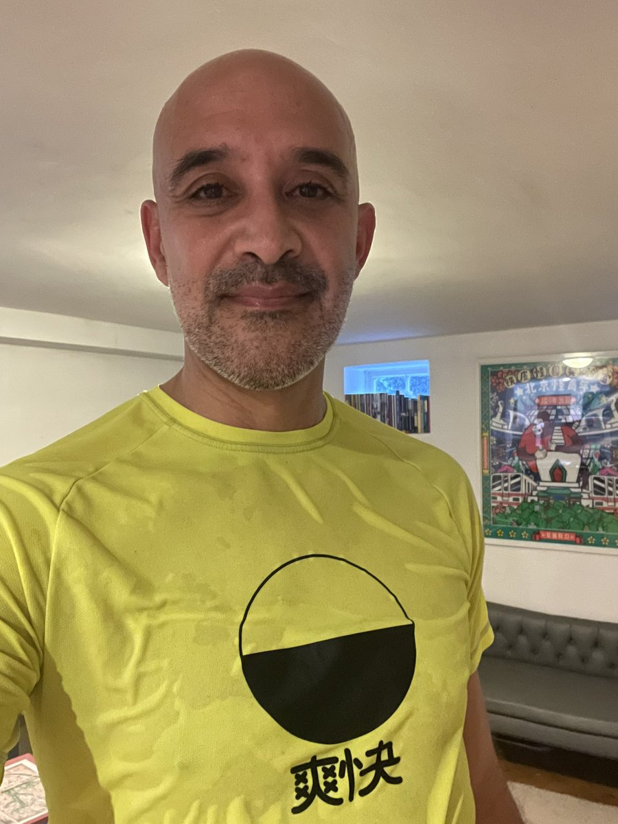 4 days to go until #BrightonMarathon. Raising money for @FilmTVCharity to support the mental health needs of Muslim, Jewish & Arab workers in the tv and film industry following Hamas attacks of October 7 and ongoing humanitarian crisis. Please sponsor me. …24brightonmarathonweekend.enthuse.com/pf/marcus-ryder