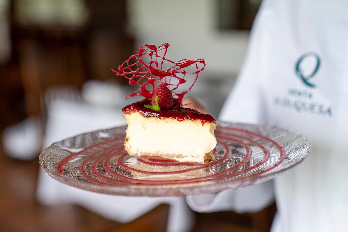 Uno de nuestros postres artesanos imprescindibles es nuestra 𝘁𝗮𝗿𝘁𝗮 𝗱𝗲 𝗾𝘂𝗲𝘀𝗼!
·
#ventaladuquesa #medinasidonia #restaurante #cocinatradicional #cocinakm0 #cocinadetemporada #laduquesamedina