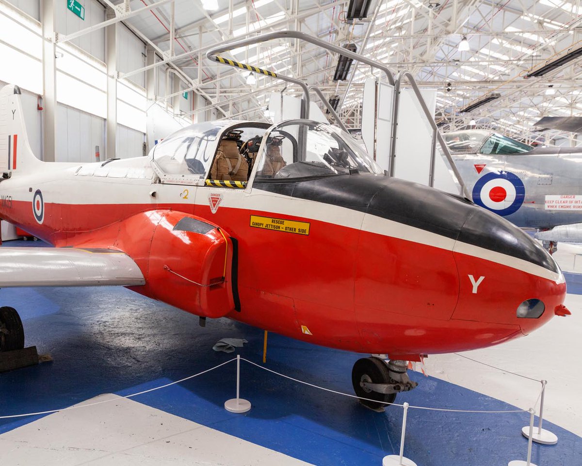 Jet Provost

#aviation #planesofinstagram #instaaviation #jet #aviationlovers #airshow #planespotting #avgeek #aviationphotography #excellentaviation #aircraft #airforce #planes #aviationdaily #aviationgeek #jetprovost