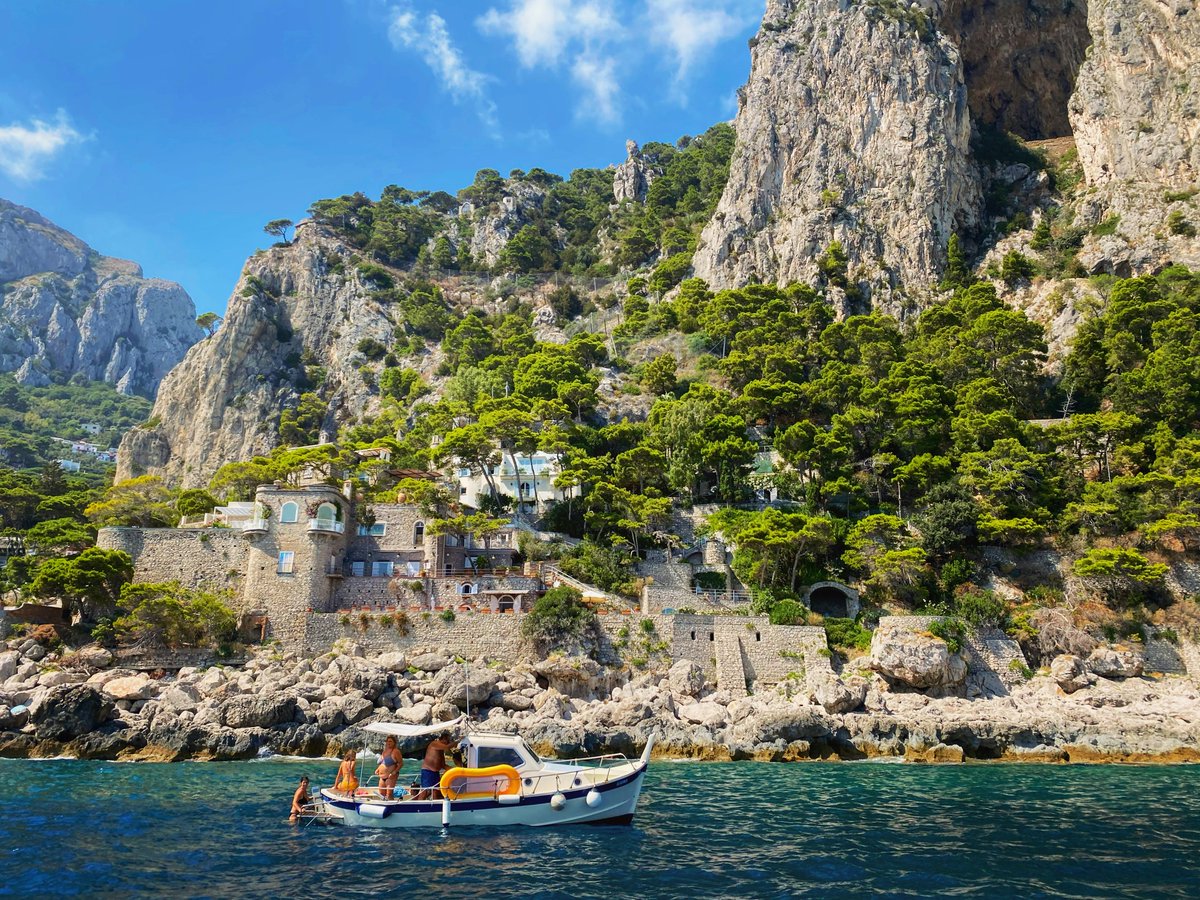 Discover #Capri, where azure waters, lemon-scented breezes, and stunning views await!⛵🍋Explore the #BlueGrotto, soak up the sun on pristine beaches, and sip on limoncello🌊🍹#Paradise found! ✨🏝️

☎️ 01282 55 00 42
📱 07308 51 06 59
📧 adam.smrt@mytc.com

#Italy  #TravelExpert