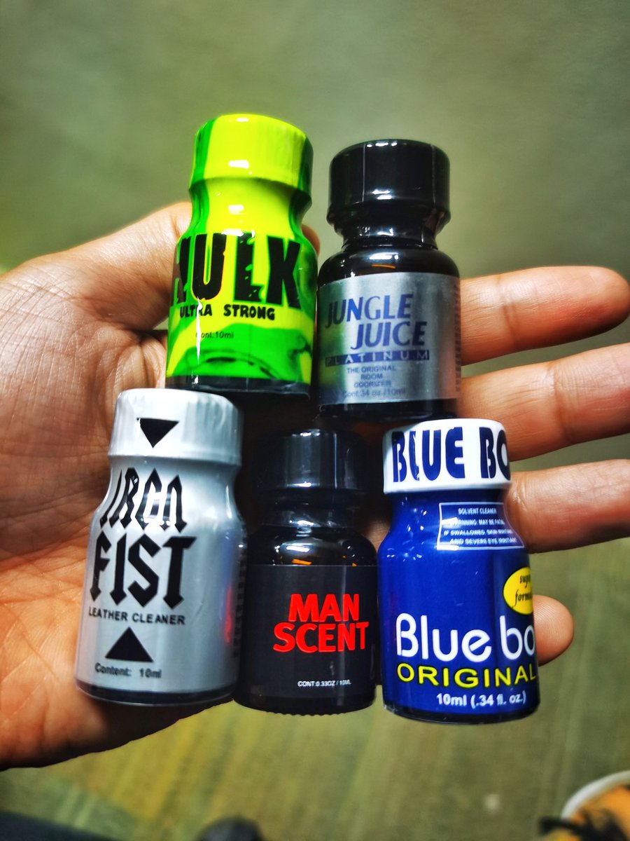 Oh aside sa lube, may poppers na din para happy kayo. 🤭 Pm lang sa mga bibili. Nasa Manila ako now. 😁