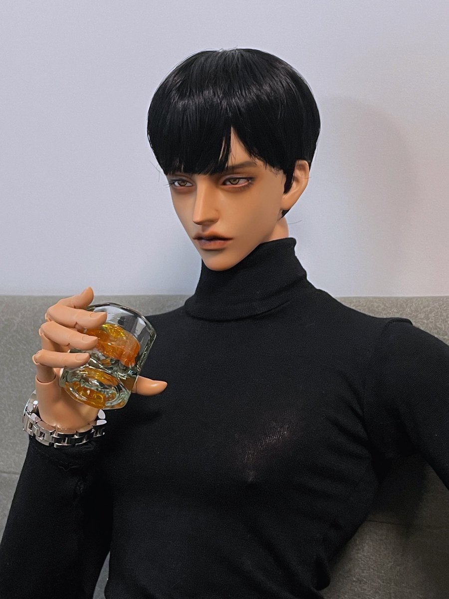 광공의 잔🥃 보자마자 주환이 줘야겠다 생각했었는데 잘 어울려💕
🥃<a href="/hale_bjd/">𝐇𝐚𝐥𝐞</a>
