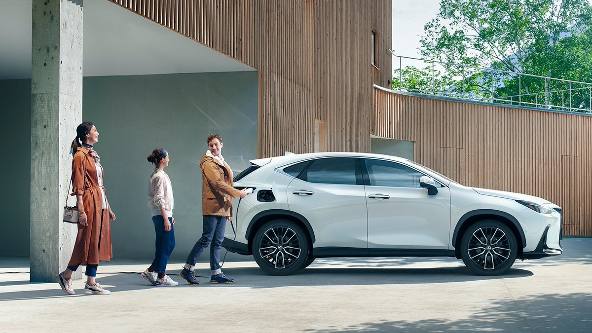 Lexus Nederland tweet media