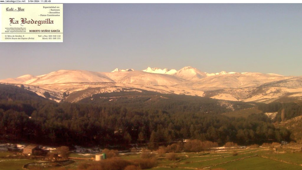 👋#BuenosDias #Avila #FelizMiercoles
🌤️Jornada primaveral la que tenemos por delante, solo tenemos que destacar el paso de algunas nubes altas por la provincia. 
🌡️Ascenso de las temperaturas máximas que alcanzarán los 17-19°C.
🌬️El viento del sur soplará débil con rachas de