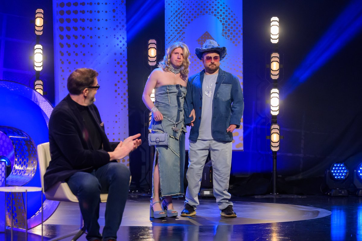 What stories have got you seeing double this week? 👖 Send us your #IsItOk questions now! Stream or watch #TheLastLeg on Friday at 10pm on @Channel4