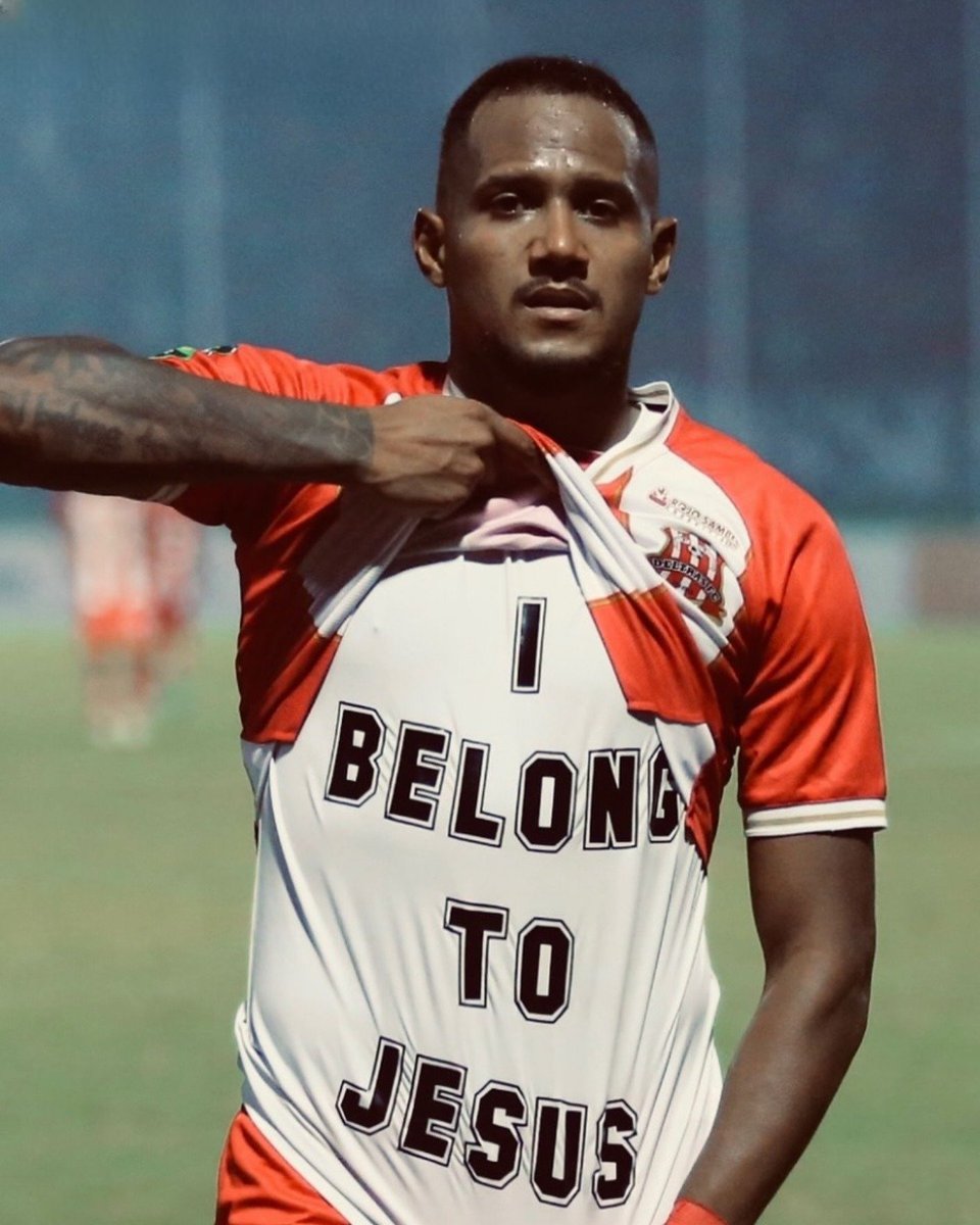 Enzo's houseboy 💙 tweet media