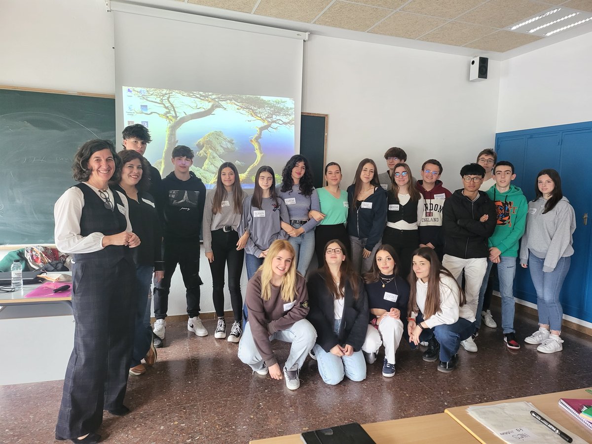 Los talleres 'Soy Futuro' cuentan con la colaboración de <a href="/FundIbercaja/">Fundación Ibercaja</a>  y <a href="/GobAragon/">Gobierno de Aragón</a> 

#soyfuturo #mujeresreferentes