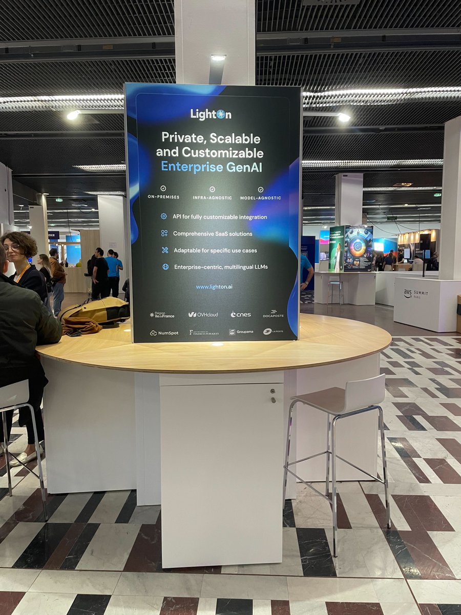 🚀 Dive into #Paradigm with @LightOnIO at #AWS_Summit_2024! Smart insights with Chat with Documents (#RAG) + data sovereignty. Dive into the future of #Enterprise_AI. 📍Visit our booth today! #LightOnAI