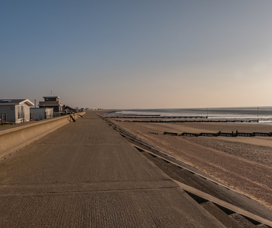 Happy National Walking Day! 🚶 Today we wanted to highlight the King Charles III Coastal Path, a new addition to England's national trail. With the recent opening of the Norfolk section which runs from Hunstanton to Sutton Bridge, Heacham Manor is conveniently en route.