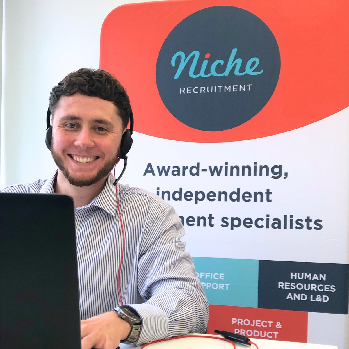 A very happy Kyle 🙌

'Everyone I interacted with was lovely, with special mention to Kyle and his professional and passionate approach to recruiting.' - Charlie. 

#WiltshireRecruitmentAgency #SalesJobs #AccountManagement #FindYourNiche