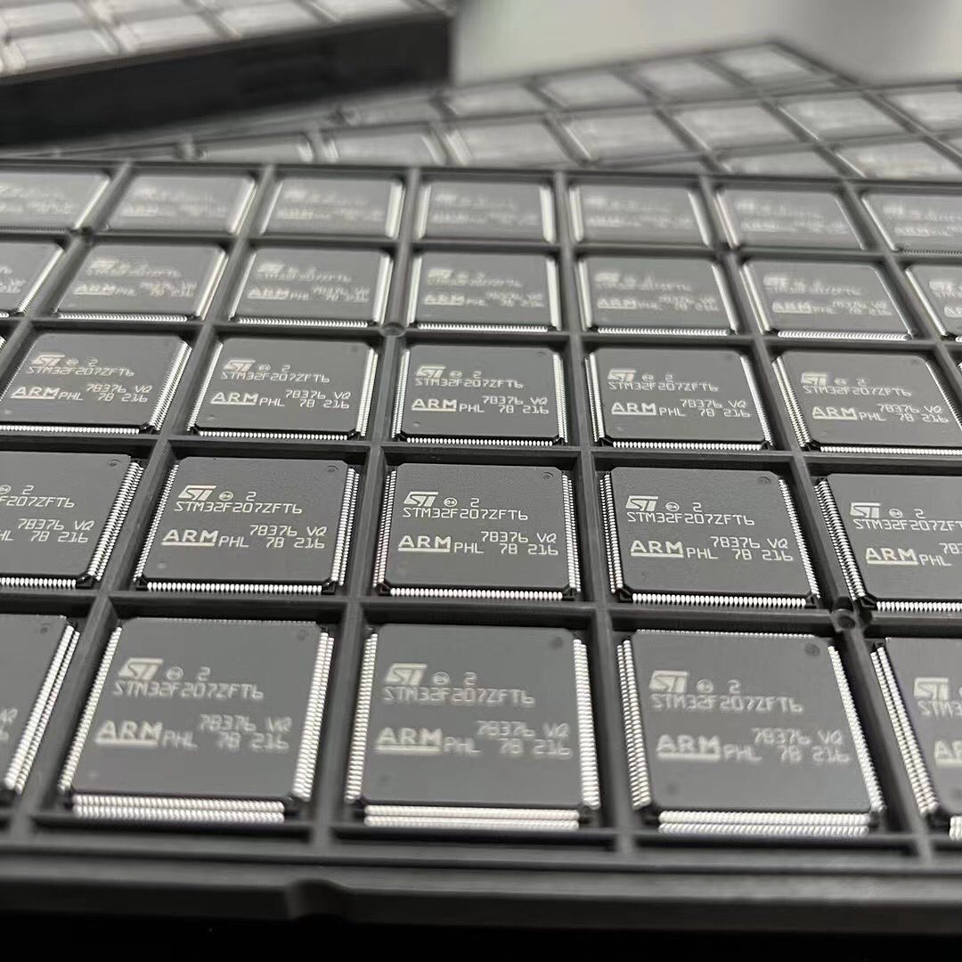 boruijinto67912's tweet photo. Original IC #pcbprototype #pcbdesign #pcbassembly #arduino #pcb #pcbdesign #microcontroller #pcba #robotics #atmel #NXP #electricalengineering #altium #iot #SMD #SMT #cryptocrash #Taiwan #TheIndian $WMT #Ariana https://t.co/JWDgYy6TRI