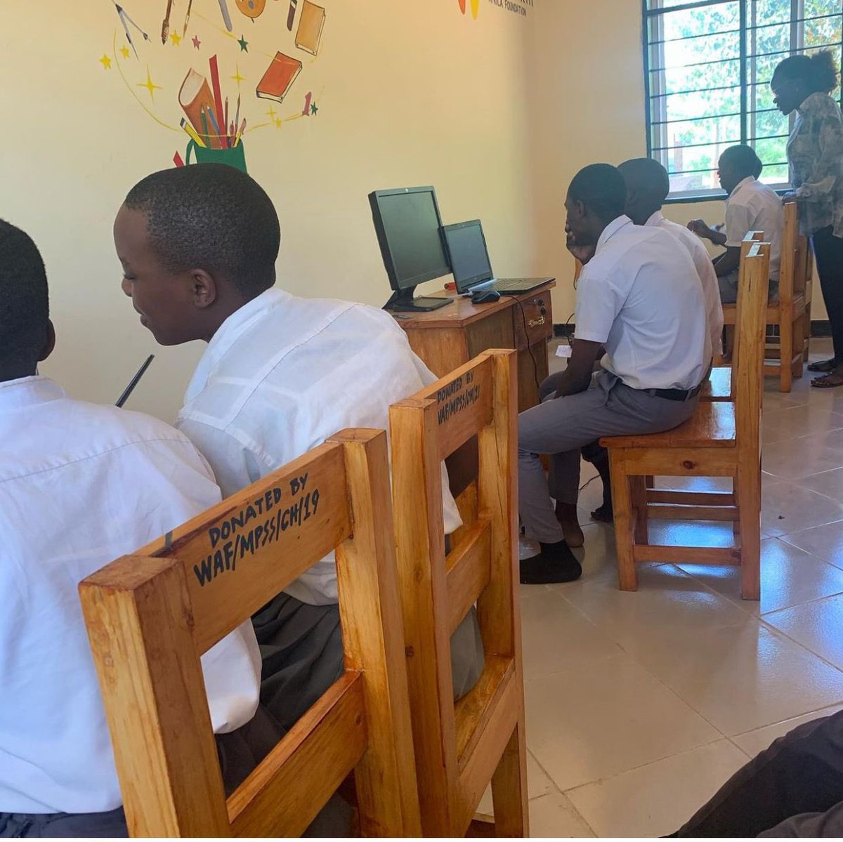 Additionally, there are diverse assessments available for students to gauge their abilities.
.
.

#readtanzania #jifunzekwakusoma #somaconnect #library #maktaba #book #books #teacher #readingbooks #reading #secondaryschool #highschool #tie #somaconnect #elearning #digital
