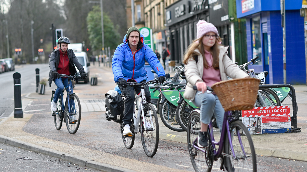 Serious injuries and deaths on our roads are unacceptable and preventable. We need urgent and long lasting change to create safer roads for everyone and reach #VisionZero. Read more: orlo.uk/StlFi