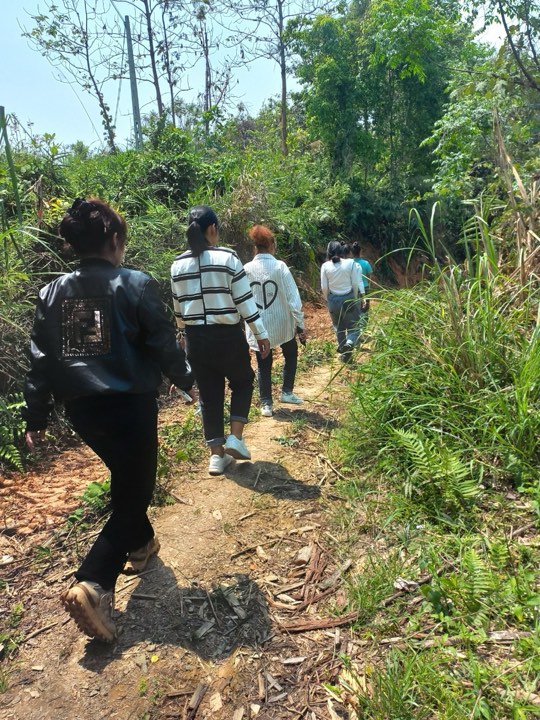 In a major operation, Blue Dragon has rescued 6 women aged 22 to 40 who were sold into forced marriages between 7 and 10 years ago. Finally free, all are now safely in our care and will soon be reunited with their families in north-central Vietnam.