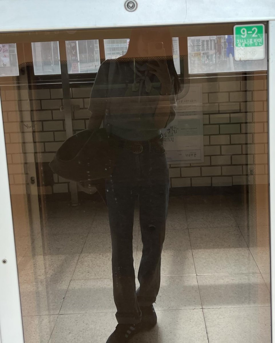 nezzangfan's tweet photo. 240403 betterlee_0824 인스타그램 
https://t.co/LzBXbXjHe3

봄비가 내려도 꽃 시장 투어💐
봄이 오는 건가~ https://t.co/RBtoOgmjlI