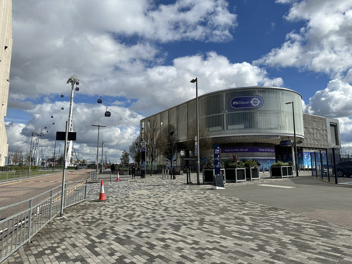 Day two in London this week with our colleagues at Tram Operations in Croydon today, following a great day at the IFS Cloud London Cable Car, and meeting with the Campaign for Better Transport yesterday. 🚊 🚡