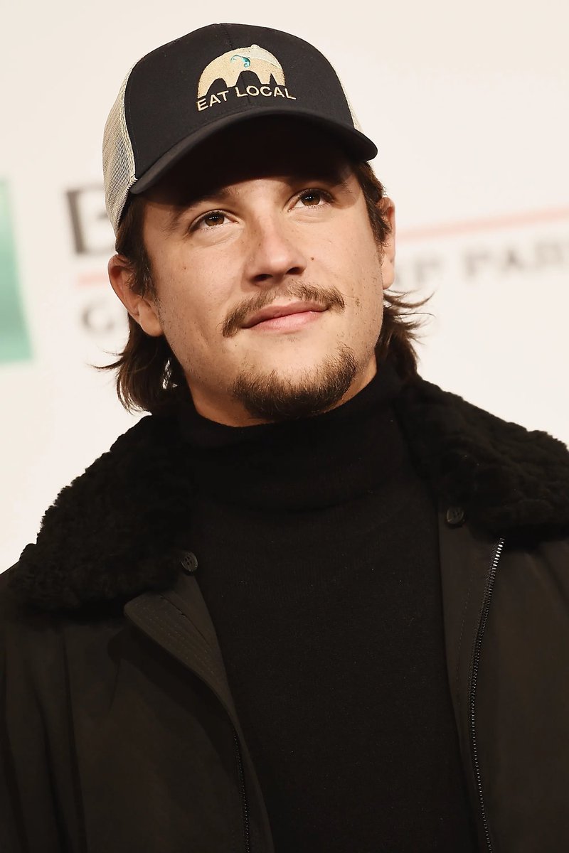 Nekfeu fête ses 34 ans aujourd’hui ! 🥳