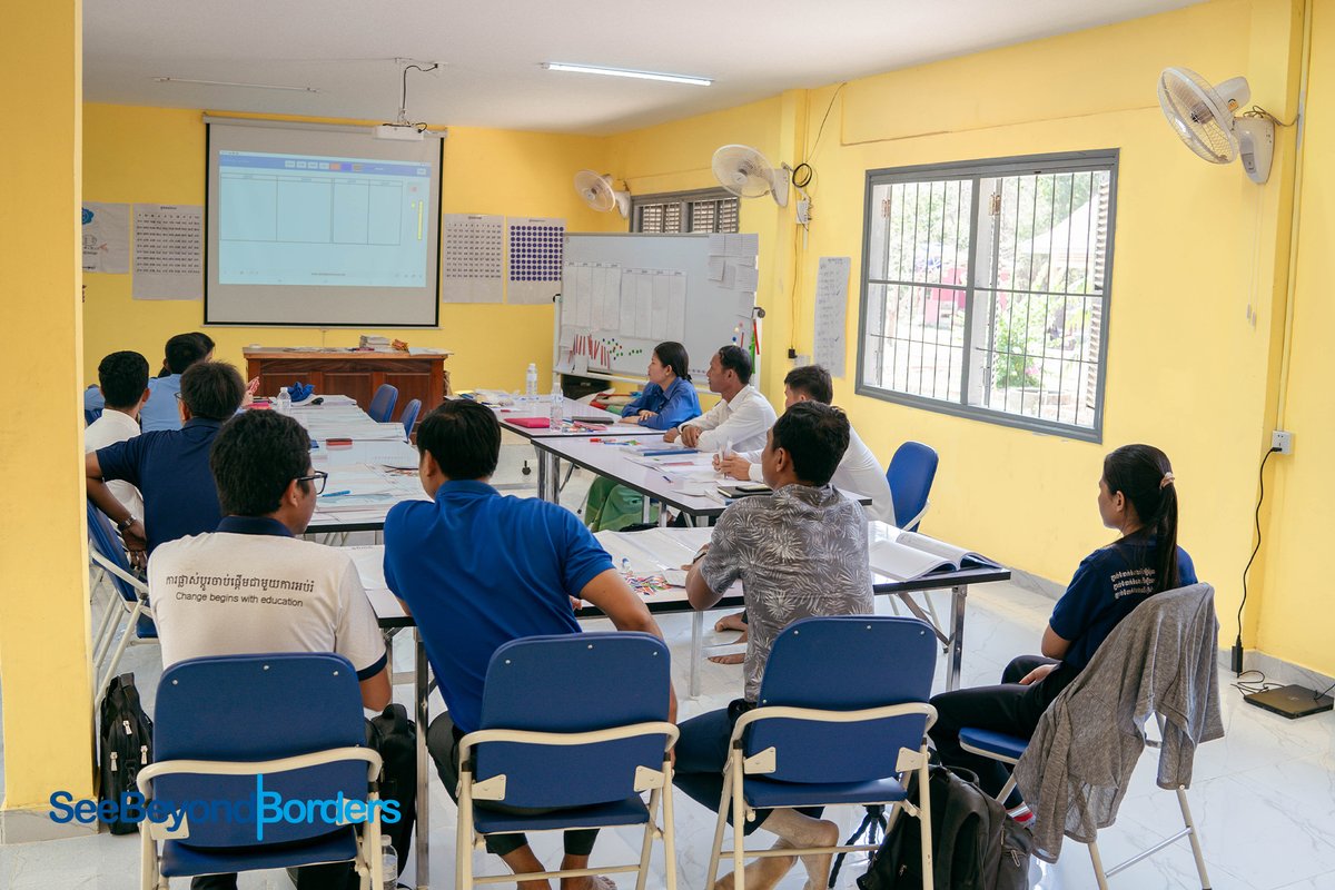 Improving the Effectiveness of Teaching Maths! Earlier this week, a two-day workshop took place at the Teacher Development Centers in the Kralanh and Srei Snam districts, allowing school leaders to work directly with the teachers in their school, enhancing learning for all.