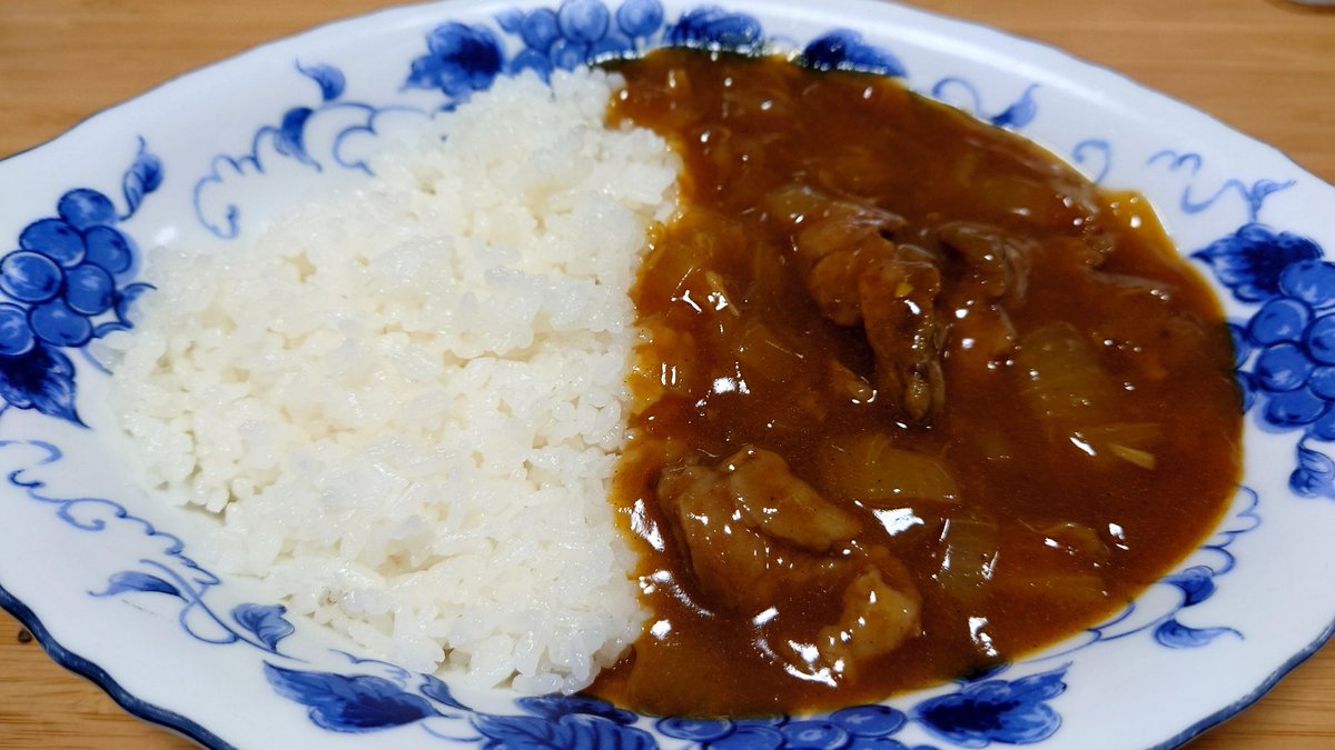 rampagepriest's tweet photo. #4月8日はカレーを食べよう https://t.co/3CeqFl5Pk4