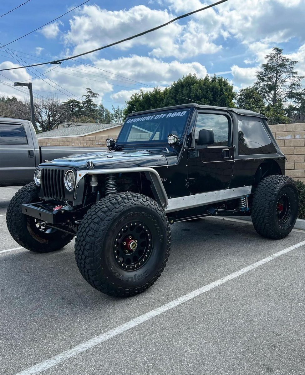 Top tier grocery getter! 😎 I’m in loove! Credit: Joey Bickers / joeyquickers