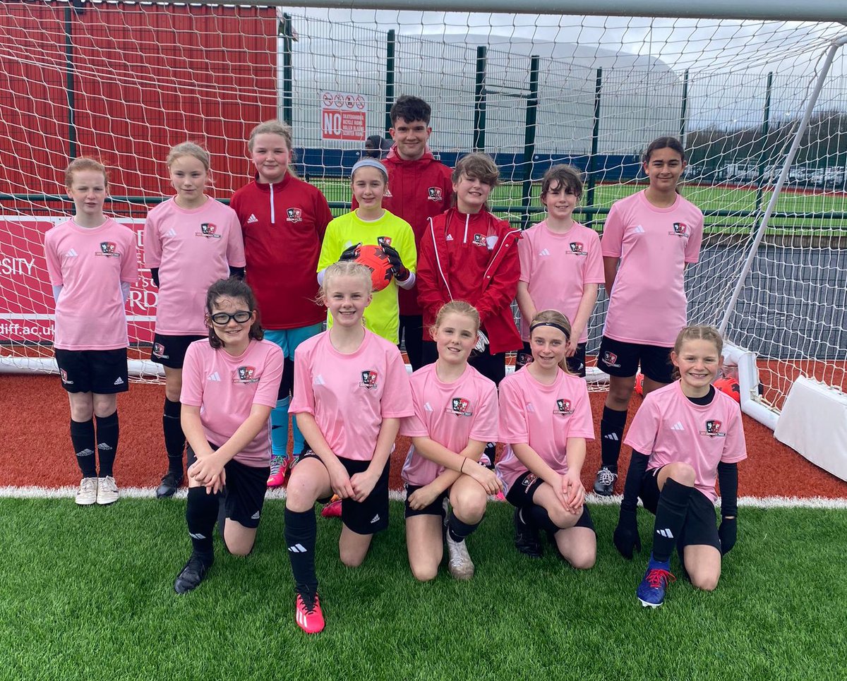 📸 Girls Development Centre 

Our Under 11s in action in Cardiff this morning 

#ECFC #community