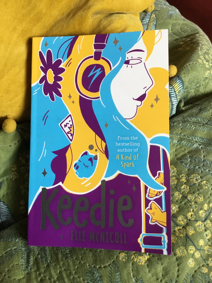 Mrs Frog tweet media