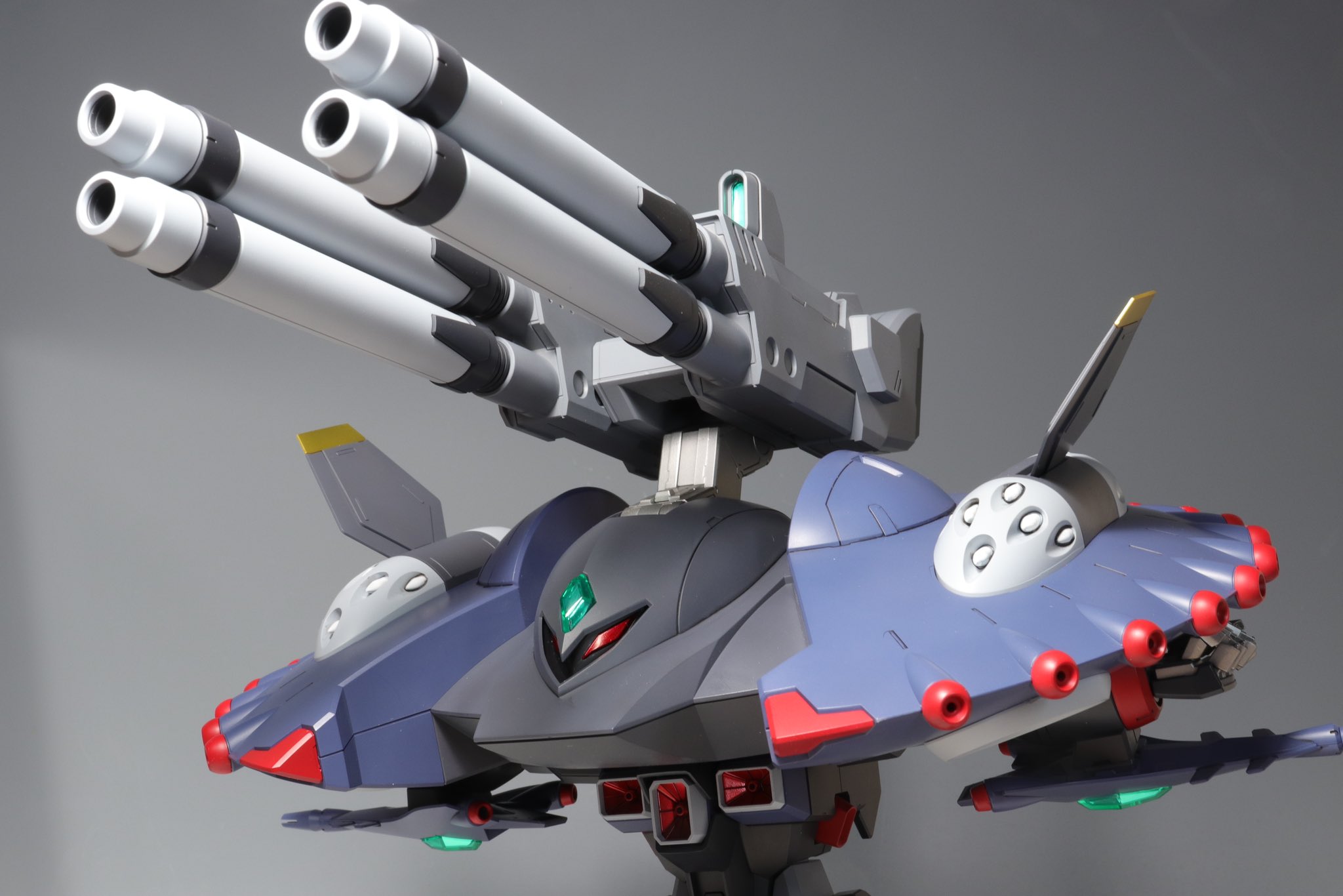鳴*優様 HGCE デストロイガンダム 塗装完成品（HGCE デストロイ
