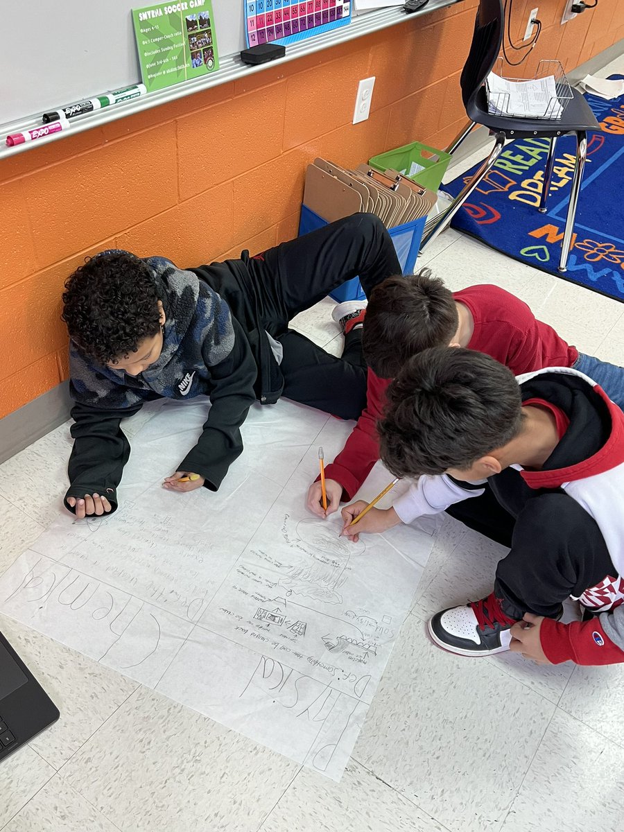 BethJCarter's tweet photo. Synthesizing what we've learned about matter and heredity (their choice) to visually communicate our content knowledge. Great way to review! 🤓 #ProudtoBEatRFE https://t.co/JNeJaTBpIh
