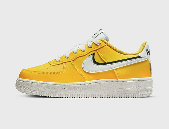 SOLELINKS's tweet photo. Ad: NEW GS Nike Air Force 1 '07 LV8 'Tour Yellow'

Finish Line:https://t.co/Xma7mFtJmV
JD Sports:https://t.co/vyYWWu5gdu https://t.co/8Fov03lMSh