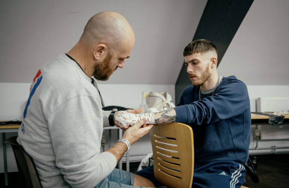 bradleymarsden9's tweet image. The calm before the storm 🇹🇭 #Nakmuay #Muaythai #Thaiboxing #TeamSilapa #BloodShotSports