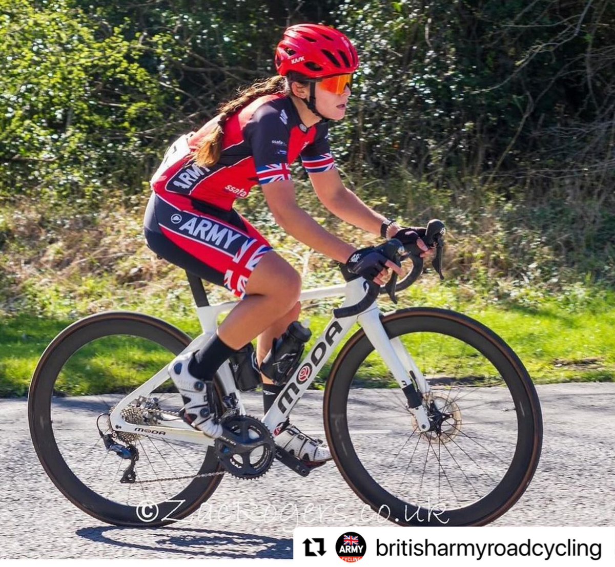 2024 race season is go! 🚀 The Women’s team certainly earnt their Easter eggs this weekend, racing at Castle Combe and @britishteamcup first round in Chichester. Some good performances by all blew out the cobwebs and have everyone looking forward to the rest of the season.