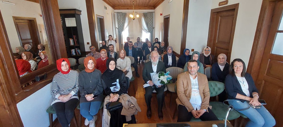 sakaryamem's tweet photo. Bakanlığımız öncülüğünde başlatılan Sakarya Öğretmen Akademileri kapsamında açılan “Türk İslam Düşüncesi ve Bilimi Akademisi”nin bu haftaki dersi Mustafa Aydın’ın katılımıyla gerçekleştirildi.

📍Alicanlar Konağı/ Adapazarı

@Yusuf__Tekin
@farukyelkenci
@tcmeb
@coskunbakirtas https://t.co/DUOiDARD5i