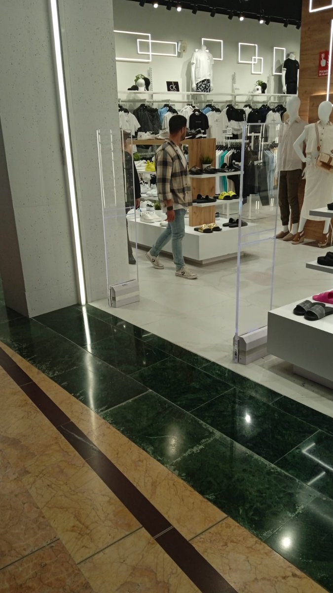 sysdil's tweet image. Apertura de la nueva tienda #RKS en el centro comercial de la Nueva Condomina
sitema antihurto #SYSDIL SY-P60 de última generación.
Retroiluminado - módulo Wifi
Enhorabuena por el crecimiento