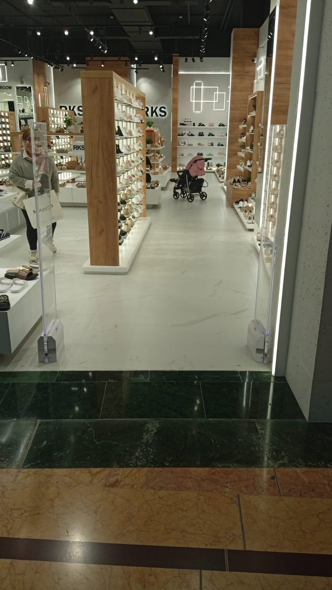 sysdil's tweet image. Apertura de la nueva tienda #RKS en el centro comercial de la Nueva Condomina
sitema antihurto #SYSDIL SY-P60 de última generación.
Retroiluminado - módulo Wifi
Enhorabuena por el crecimiento