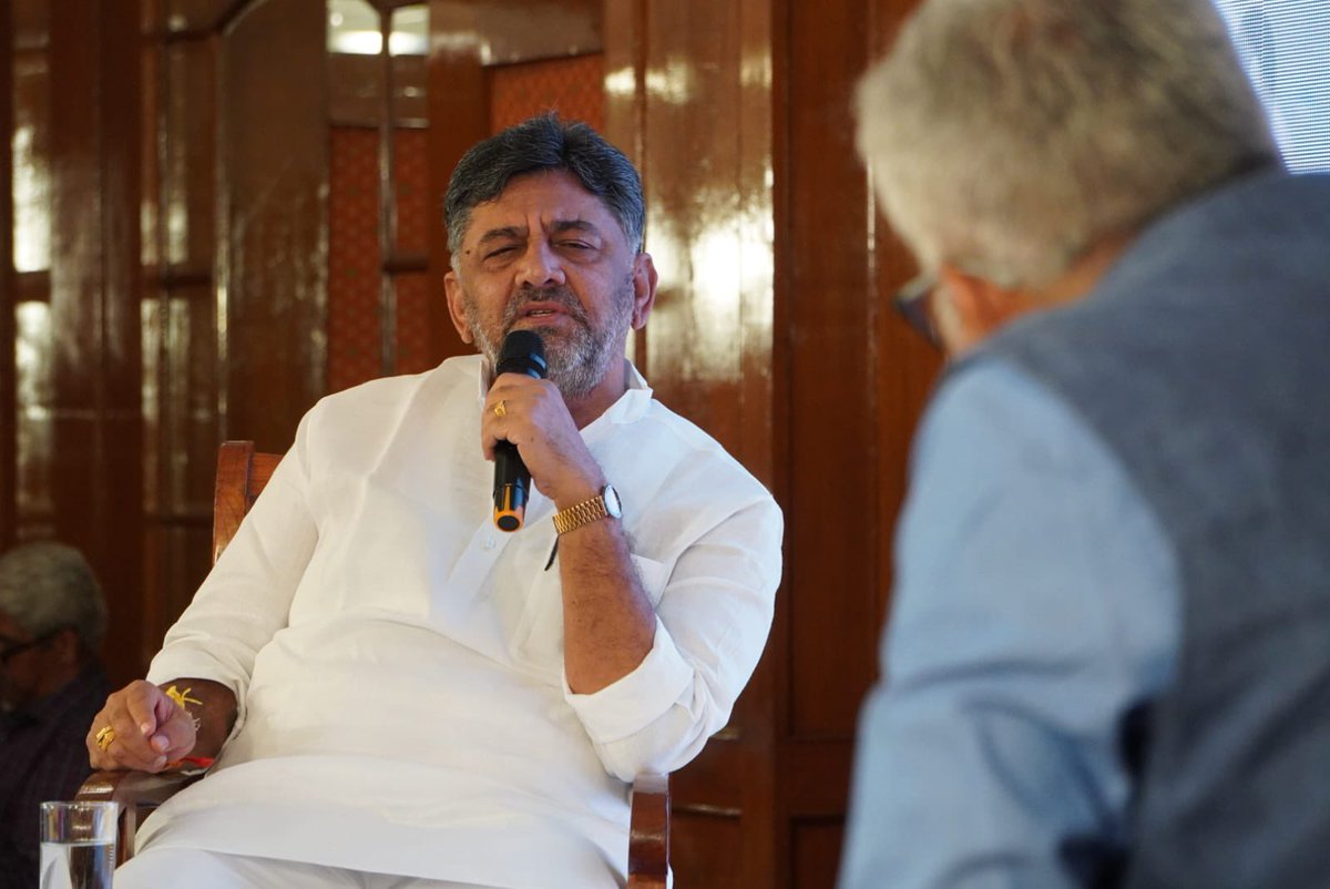 #ExpressDialoguesMiniConclave Sufficient Kaveri water is flowing into Bengaluru despite this being the hottest year in the last decade. We've pinpointed locations with available water sources, we can overcome the challenges posed by the heat, says @DKShivakumar