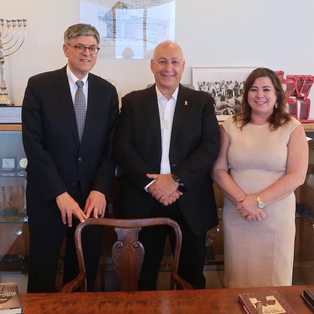 The Peres Center for Peace and Innovation was honored to welcome this morning the American Ambassador H.E. Jacob J. Lew @USAmbIsrael  and USAID/West Bank and Gaza Mission Director Amy Tohill-Stull for an in-depth meeting >>